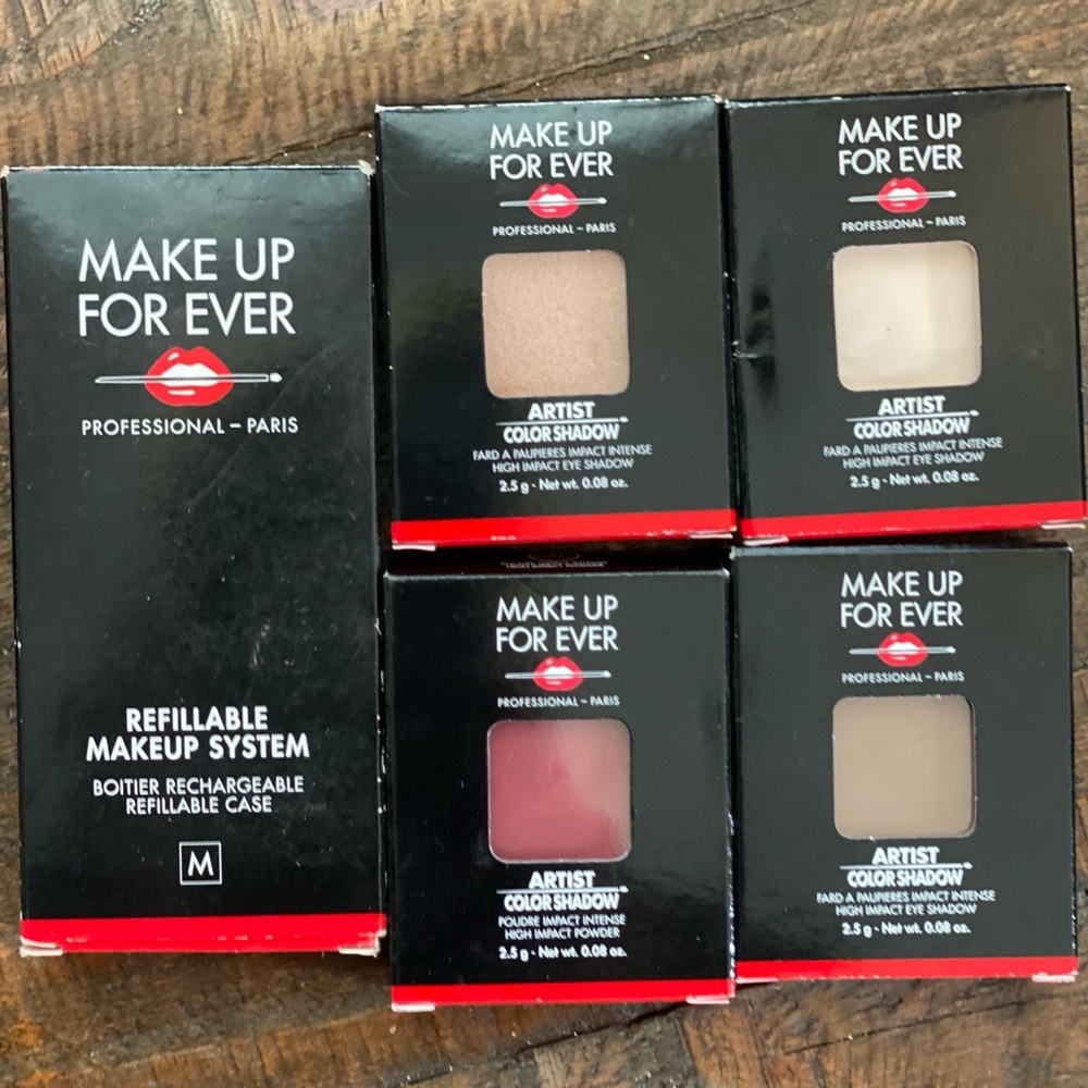 💋 NEW IN BOX 💋 MAKEUP FOREVER BUNDLE!